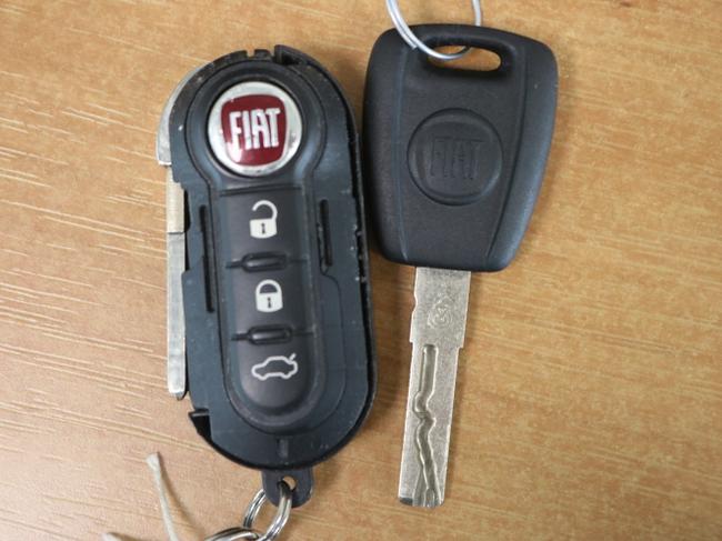 Fiat 500 Photo 001a5823-67af-498e-a1ac-985361d11896.JPG