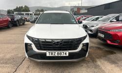 HYUNDAI TUCSON Photo 3