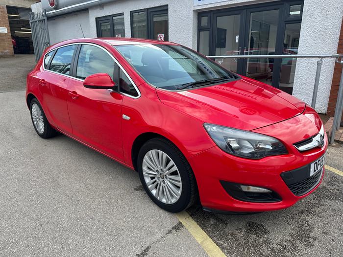 Used 2015 Vauxhall ASTRA EXCITE RED at Windsors of Wallasey