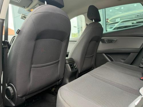 SEAT Leon Photo 003c0c3e-c9e3-49eb-956f-3e0a88357815.jpeg