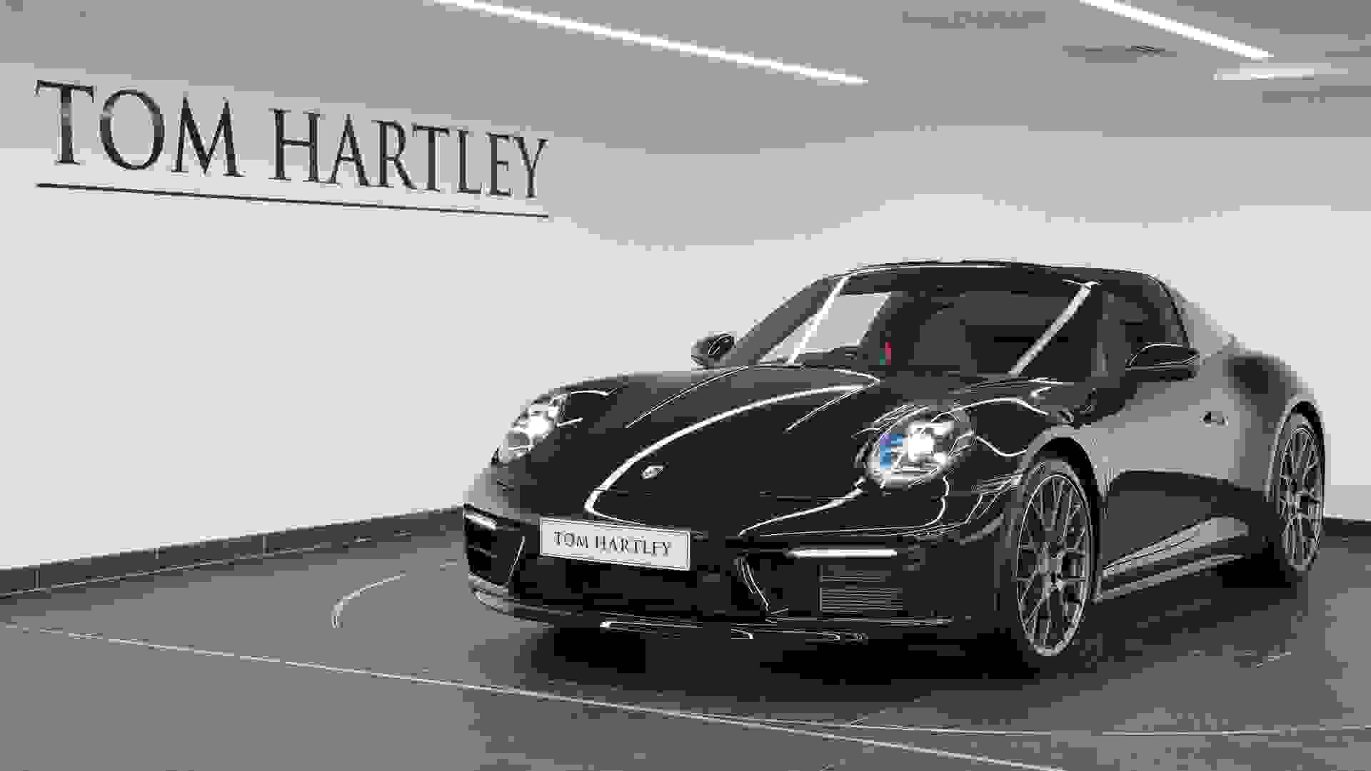 Porsche 911 Photo 004524a8-0c59-4443-b2cf-0b76b9933afd.jpg