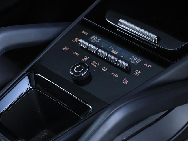 PORSCHE Cayenne Photo 23