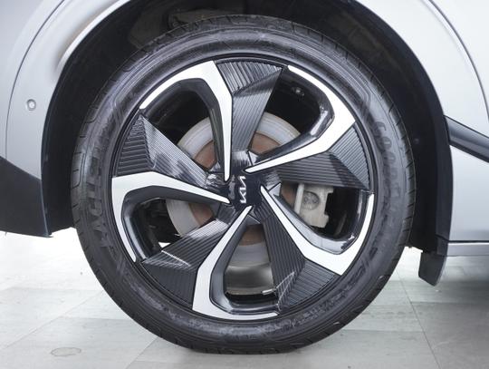 Kia EV6 Photo 00668d3a-1eb4-4a2d-87eb-32f4bb2f7c20.jpg