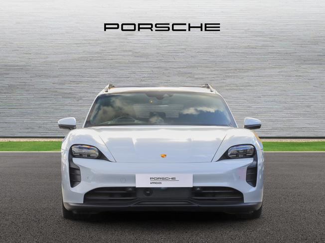PORSCHE Taycan Photo 6