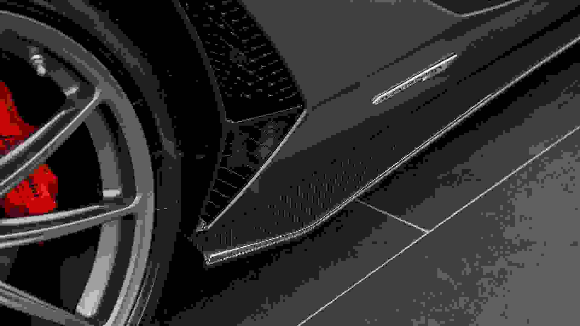 Lamborghini Aventador Photo 00722338-2772-4376-bcd8-2176b75036c7.jpg