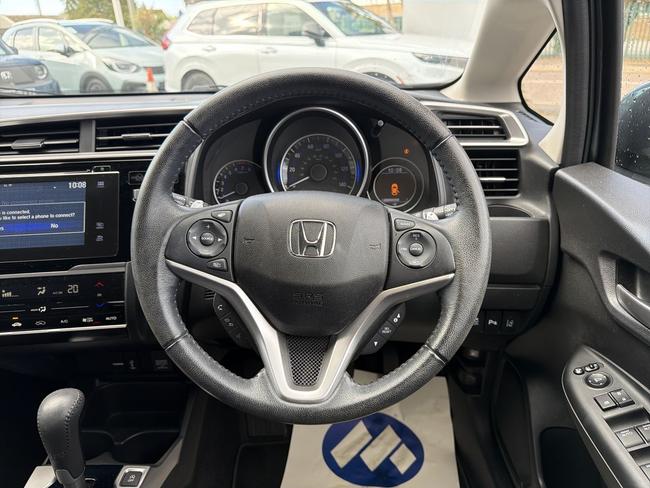 Honda Jazz Photo 007284ab-a364-4d28-bcc6-01af4a0c3c69.jpg