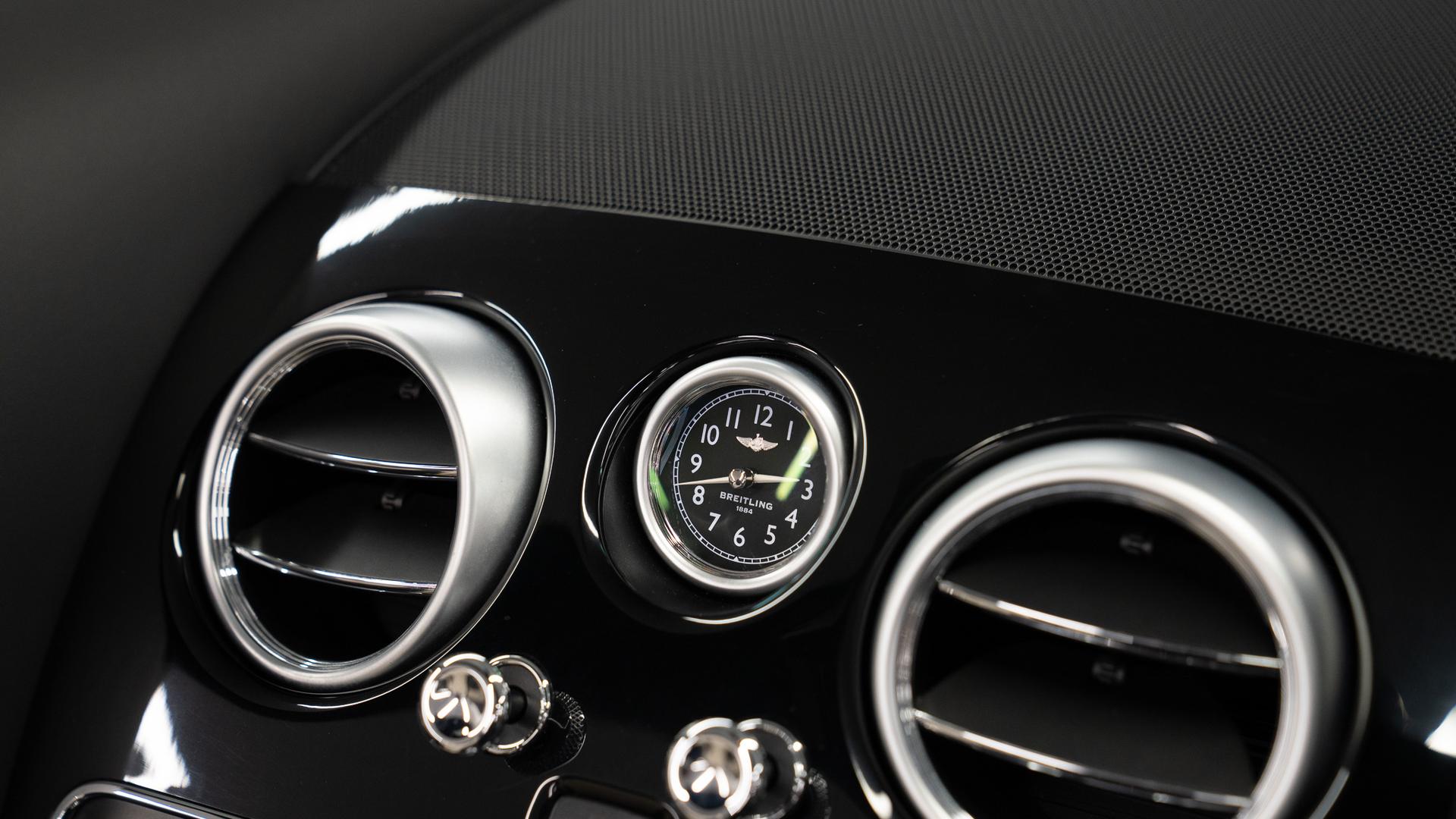 Bentley Continental GTC Photo 00837b84-d6d3-4db1-9475-fcc3e1a0bed7.jpg