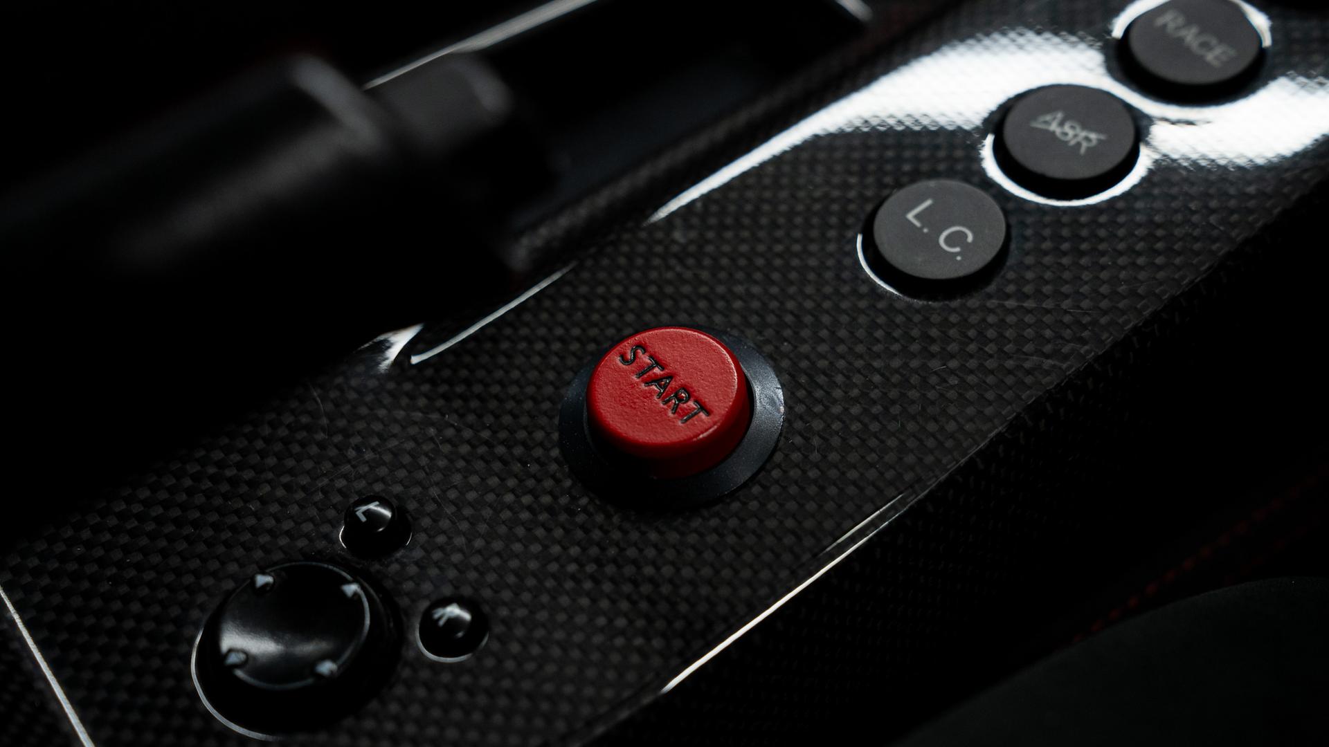 Ferrari 360 Photo 00915f90-766a-4d39-8ca4-2173096ad253.jpg