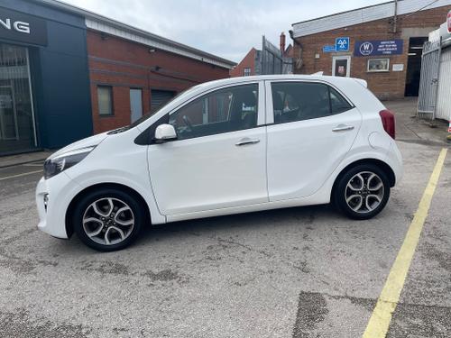 Kia Picanto Photo 009935e5-c9ff-462b-83e0-885dfec064cf.jpeg