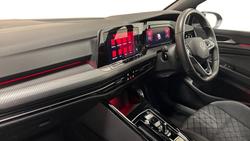 Volkswagen Golf Photo 2
