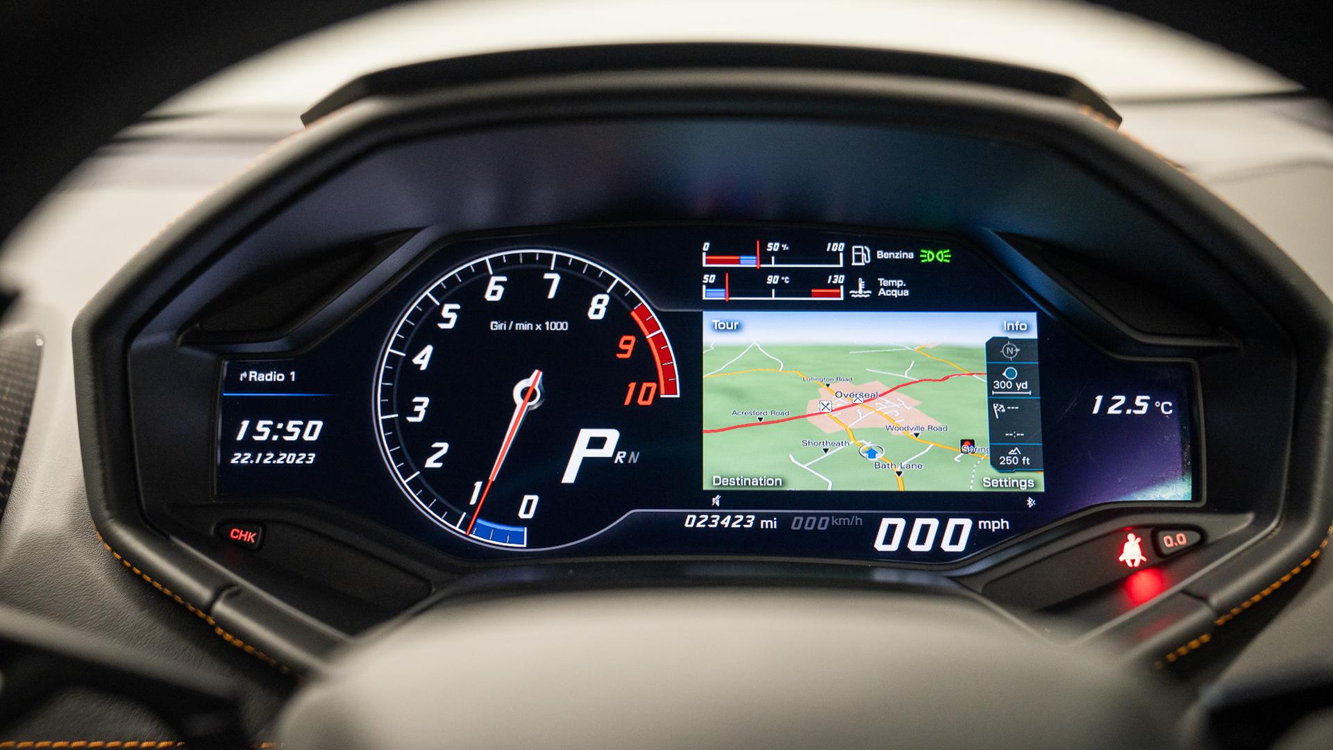 LAMBORGHINI Huracan Photo 009f1a62-f817-4333-92cc-55210d200fd4.jpg