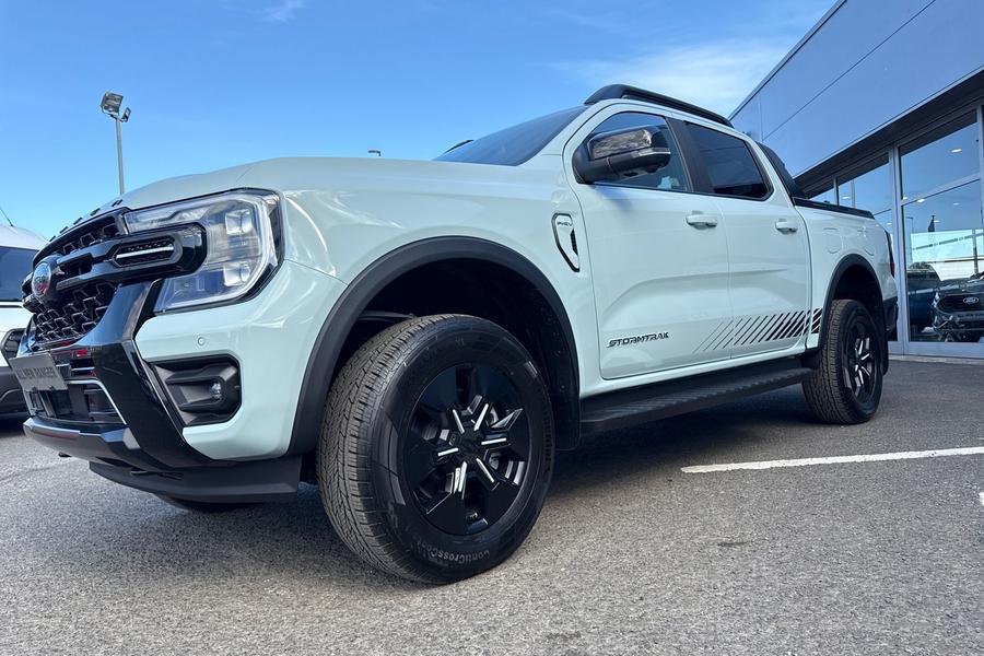 Ford RANGER Photo 00b8ed4d-51ad-4cb4-8a8d-c8e70cad2637.jpg