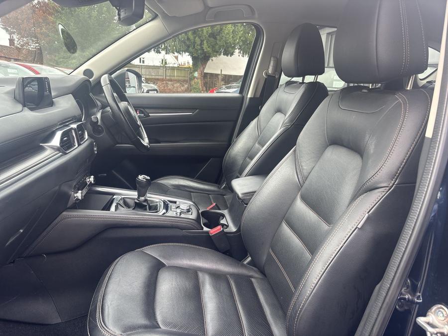 Mazda CX-5 Photo 010438b2-c538-4d69-83d1-15c5f9180e12.jpg