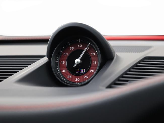 PORSCHE 911 Photo 20