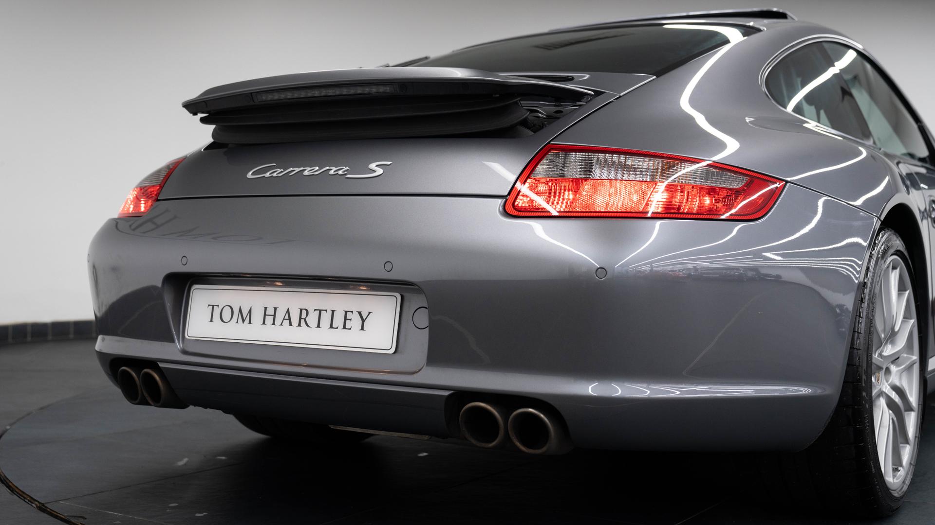 Porsche 911 Photo 0113be2f-1103-4599-8d5c-6dca955a121a.jpg
