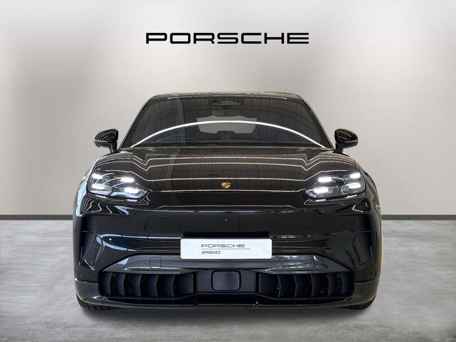 Porsche Cayenne Electric Photo 20