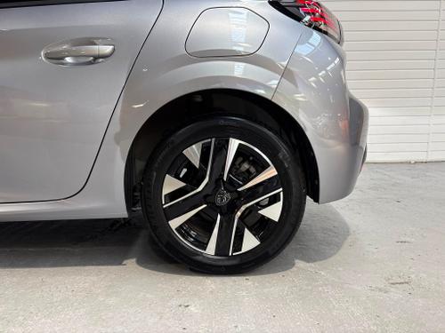 Peugeot 208 Photo 011abcb3-09fa-44fd-a4b2-1fc8b447d539.jpeg