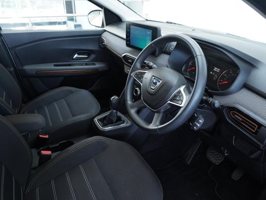 Dacia Sandero Stepway Photo 0127a385-ab2a-4dc9-aefb-6c35f6453f5c.jpg