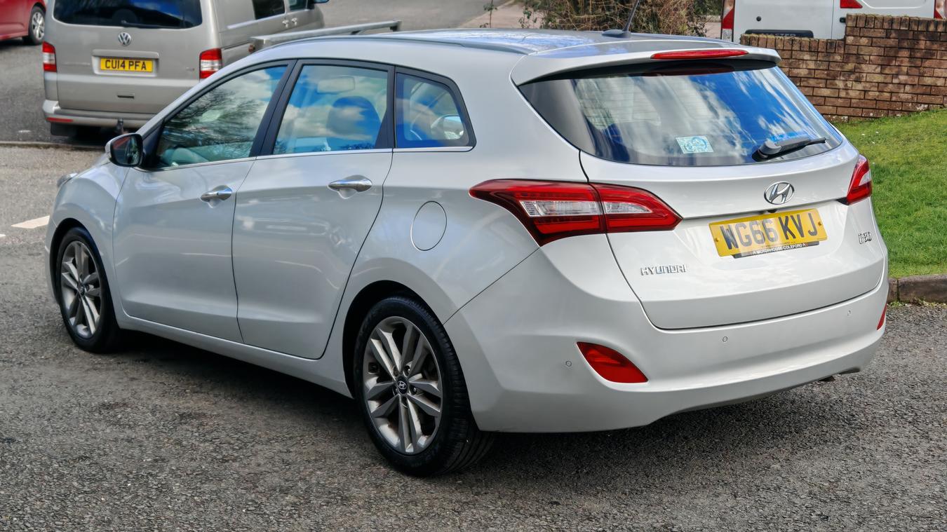 Used Hyundai i30 WG66KVJ 4