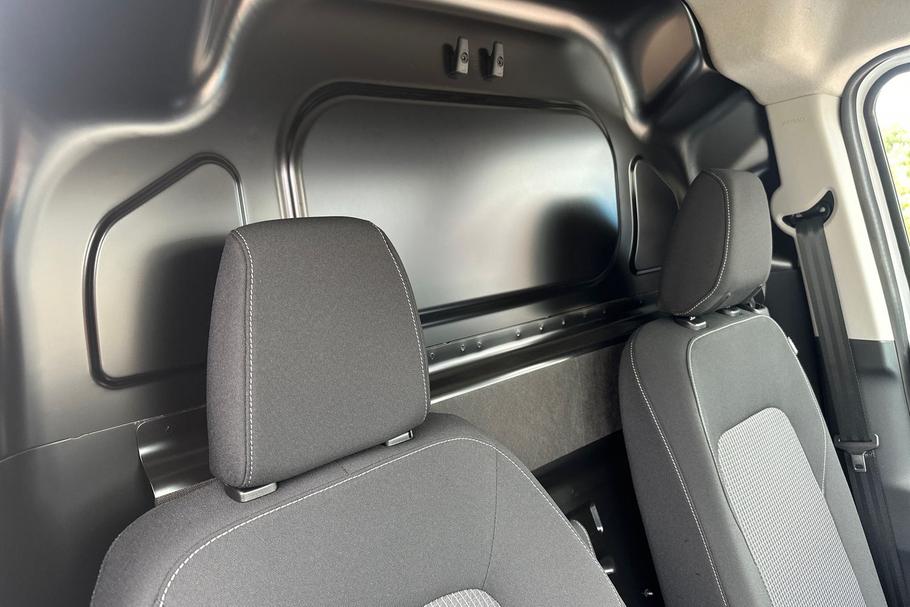 Used Ford E-TRANSIT COURIER ECOURIER04 29