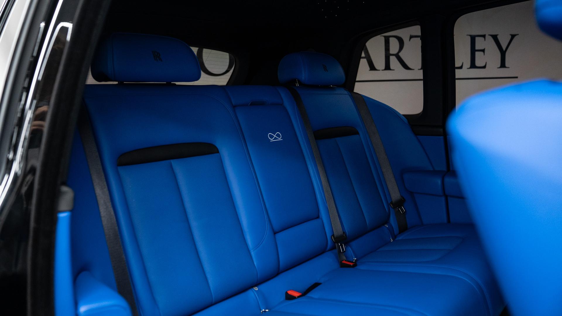 Rolls-Royce Cullinan Series II Photo 013ebdb1-888d-48de-88f6-31dbcf25d5d6.jpg