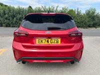 Ford Focus Photo 5