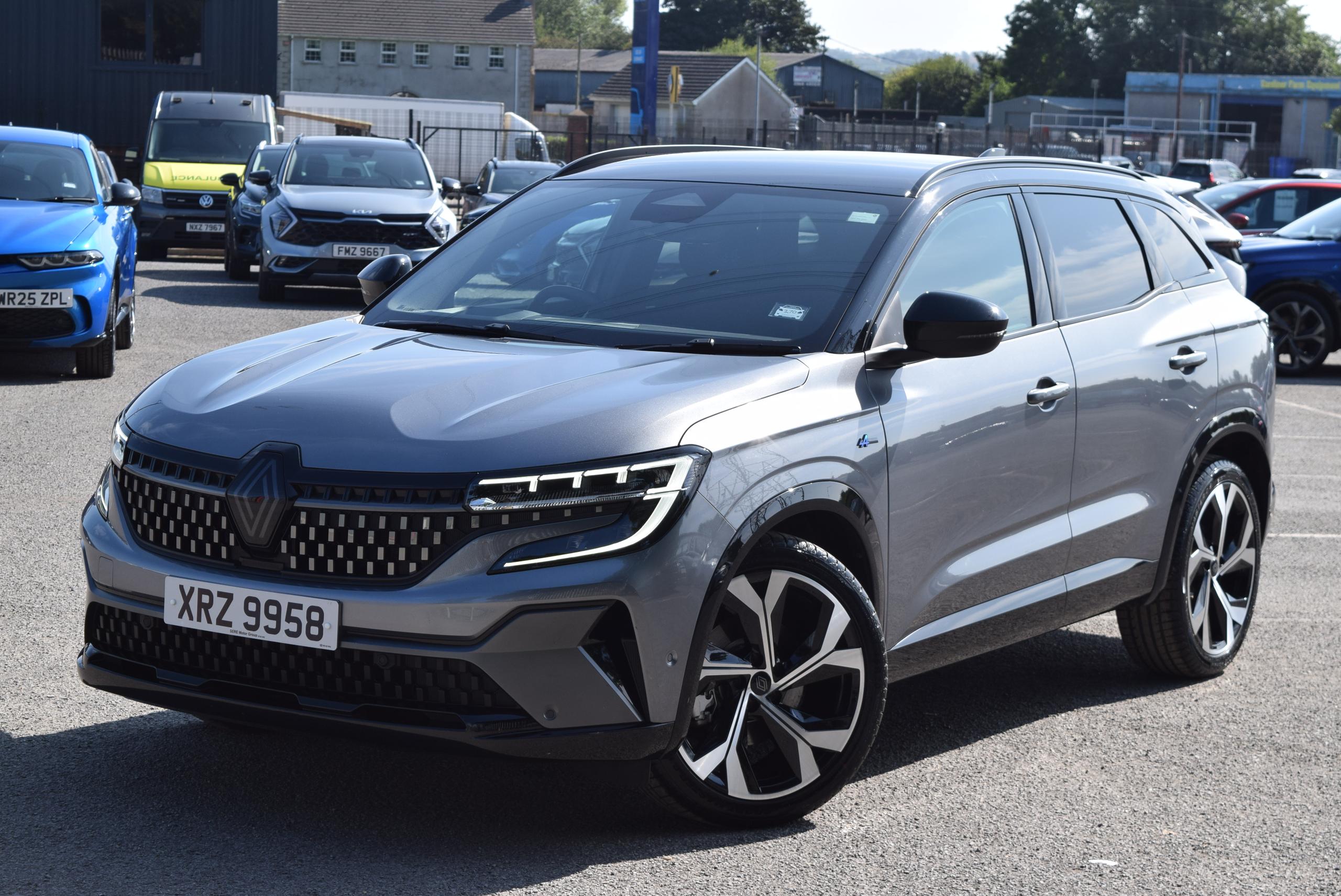 2023 RENAULT AUSTRAL E-Tech FHEV Techno Esprit Alpine 5dr Auto - vehicle photo 6 for sale on PureCar