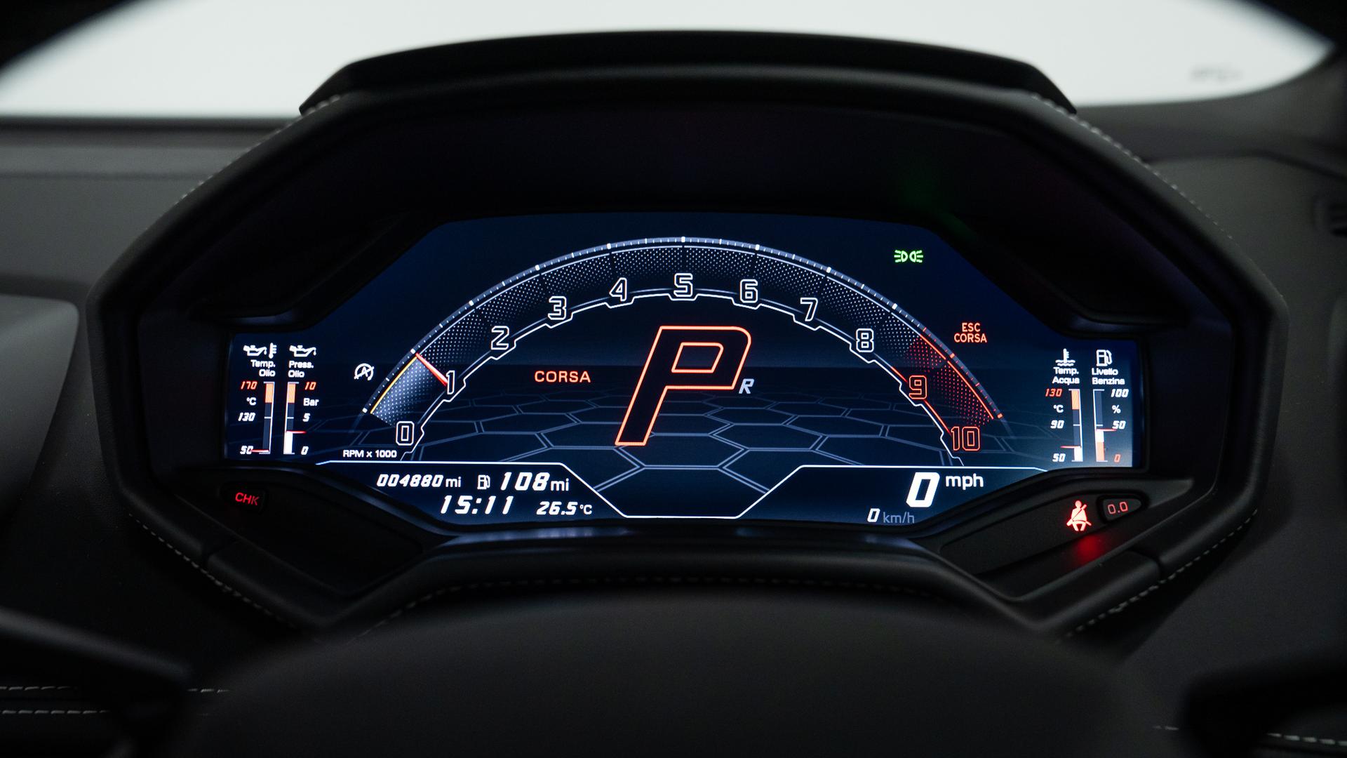 LAMBORGHINI Huracan Photo 018208fb-2d83-433d-9481-925fbc627bdf.jpg