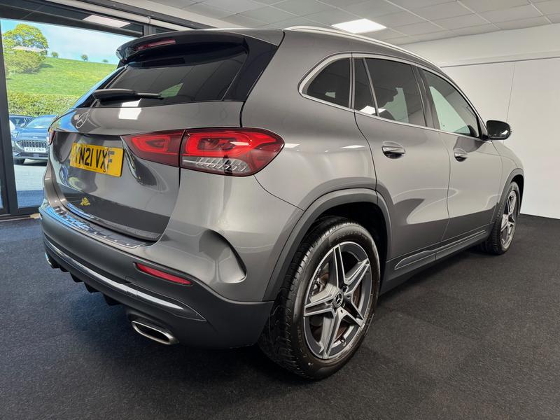 Mercedes-Benz GLA Photo 0191a73f-7fe7-4aaa-bf41-8381c374293c.jpg