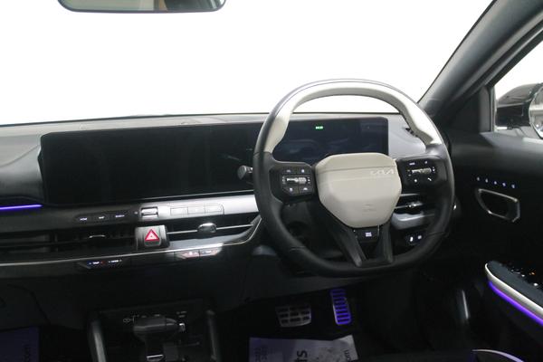 Kia K4 1.0 T-GDi MHEV GT-Line S Hatchback 5dr Petrol Hybrid DCT Euro 6 (s/s) (113 bhp) Photo 8