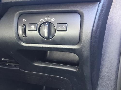 Volvo V40 Photo 01af767d-e7c9-4389-911c-a9b3aa753433.JPG