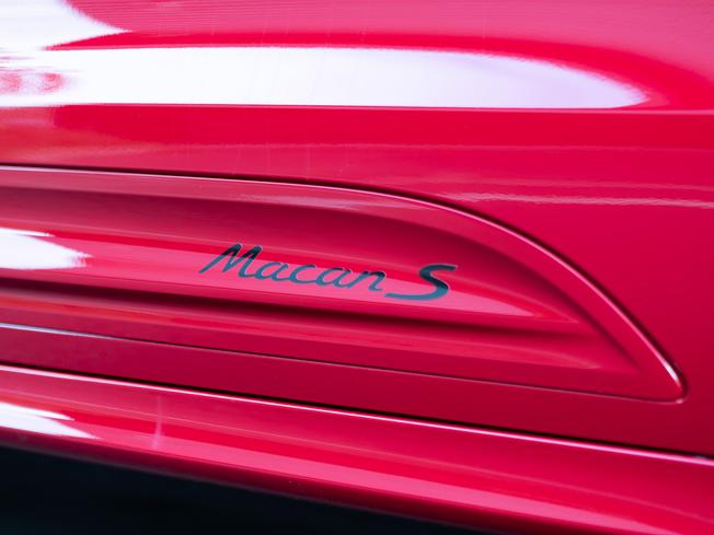 PORSCHE Macan Photo 36