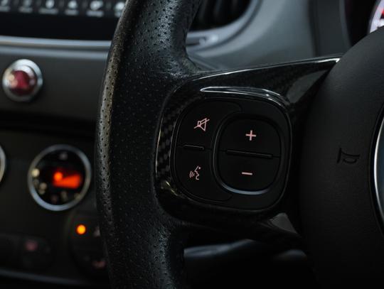 Abarth 595 Photo 01bb0f9b-c956-4959-848b-49ed46178260.jpg