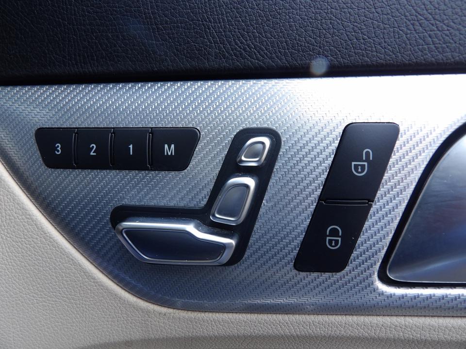 Used Mercedes-Benz SLC WM16XFB 26