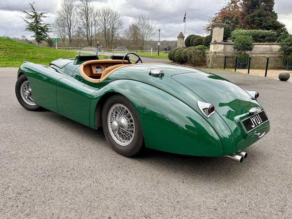 Used Jaguar XK120 1JYU 15