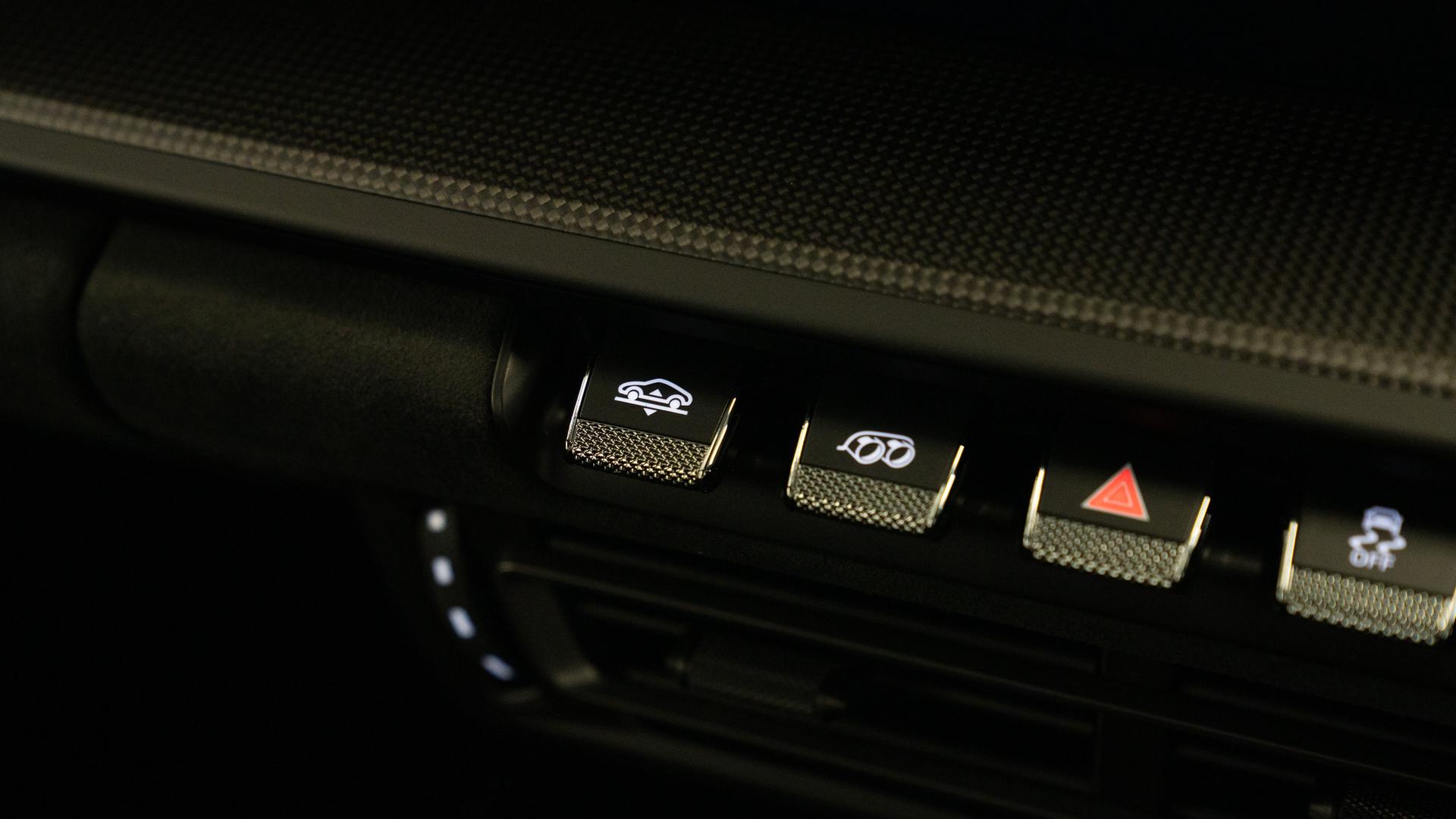 Porsche 911 Photo 01e1daac-4476-4d70-9cba-a251af673f63.jpg