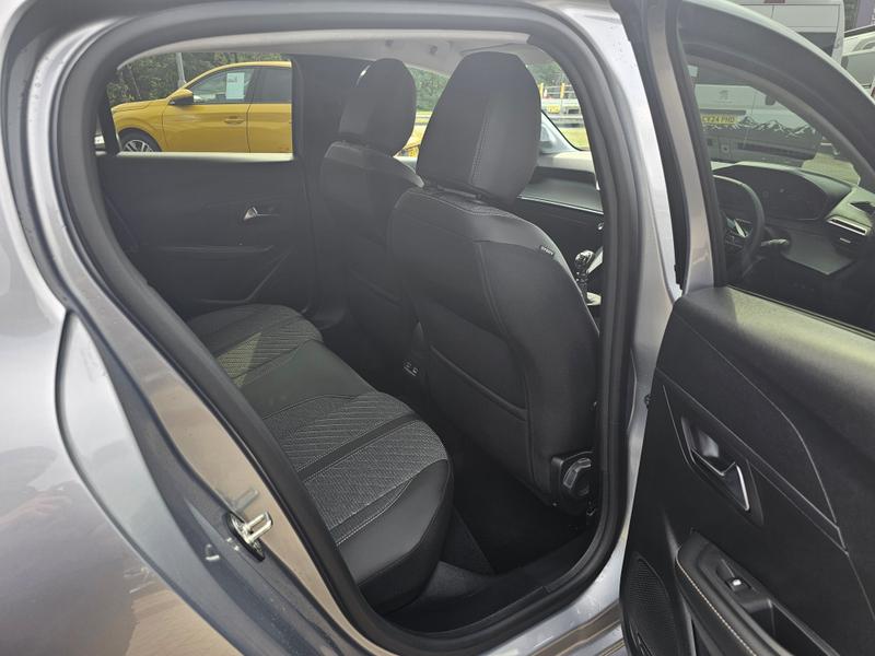 2025 25 PEUGEOT 208
