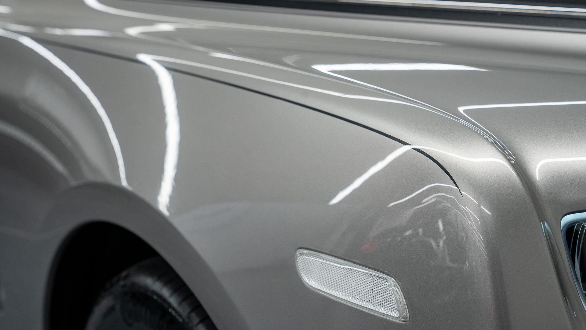 Rolls-Royce Phantom Photo 01f5c778-d2b0-4c9e-8d8b-6d8092a80379.jpg