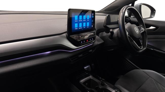 VOLKSWAGEN ID.4 Photo 2