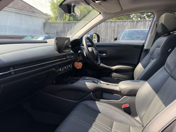 Honda ZR-V Photo 1