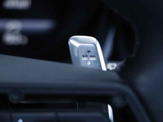 PORSCHE Macan Photo 24