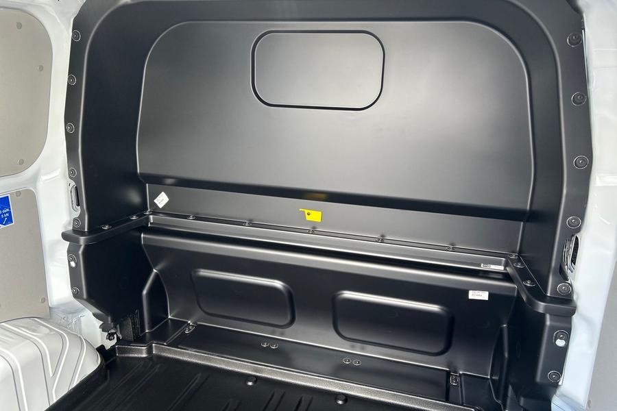Ford TRANSIT CUSTOM Photo 02086765-8060-4c1b-9f56-59e72bb73106.jpg