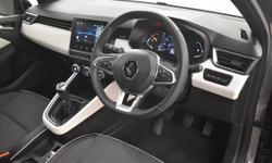 Renault CLIO Photo 2