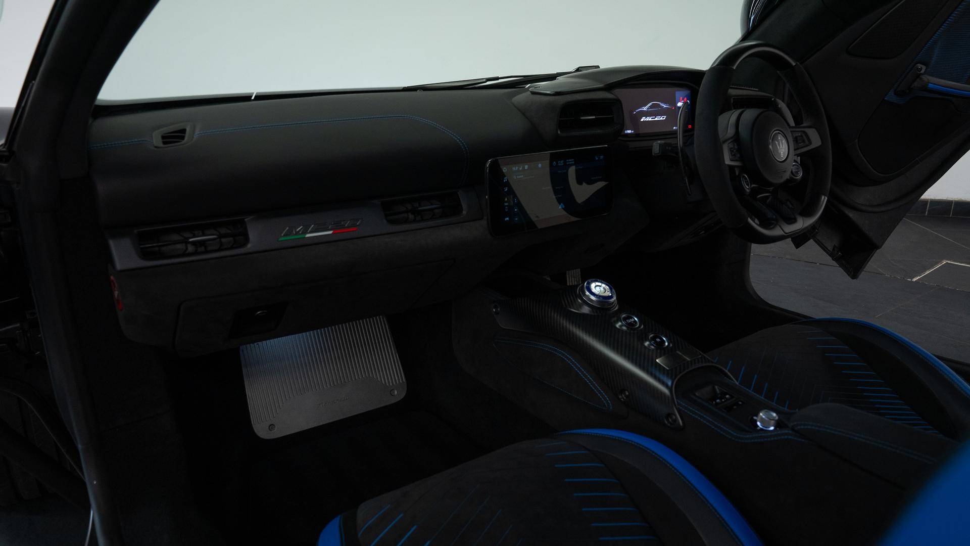 Maserati MC20 Photo 020faf94-00ea-46b7-94a1-319a67f19fe2.jpg