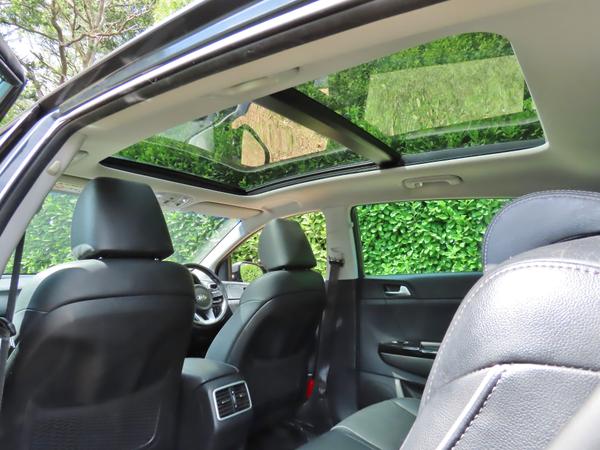 Used Kia Sportage BW68VUR 14
