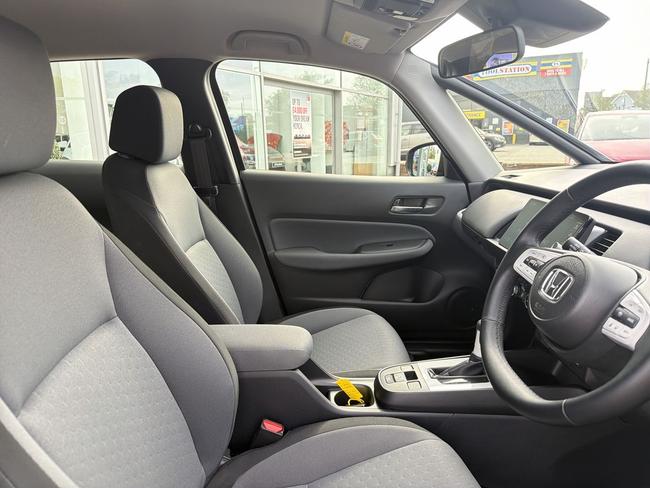Honda Jazz Photo 02223eca-7f10-4816-bef2-85f8ce80a685.jpg