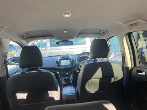 Ford Kuga Photo 0224ef1b-99cb-4fcb-833d-7ffbbe704f05.jpeg