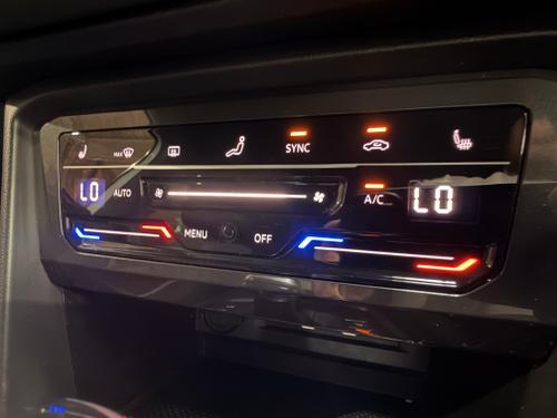 Volkswagen Tiguan Photo 0229591b-a3b0-4192-a776-948abaf7632a.jpeg