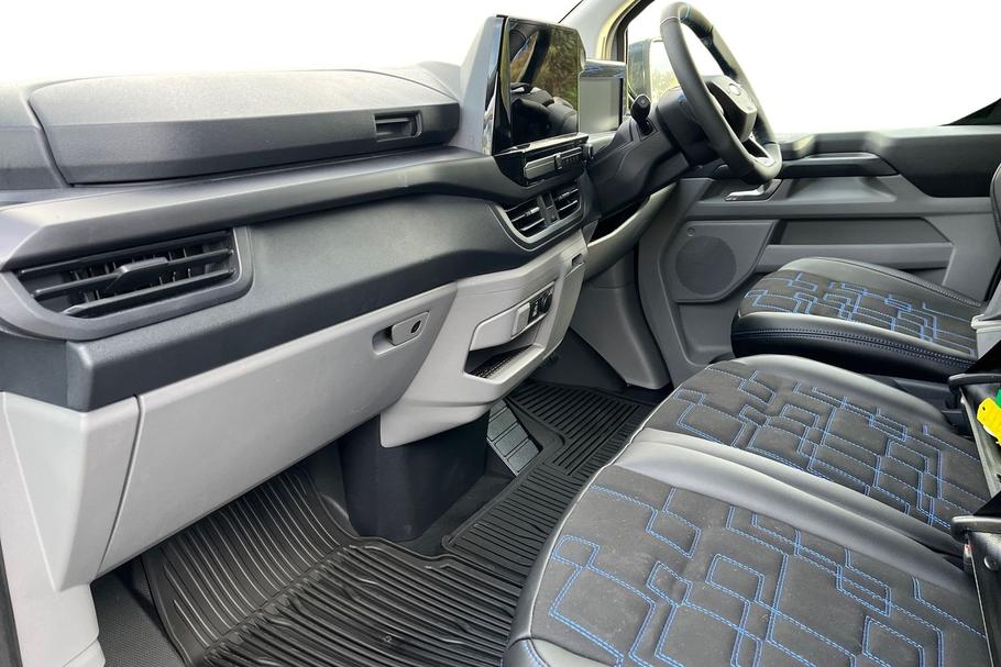 Used Ford TRANSIT CUSTOM CUSTOMMSRT01 4