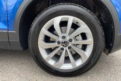 VOLKSWAGEN T-Roc Photo 5